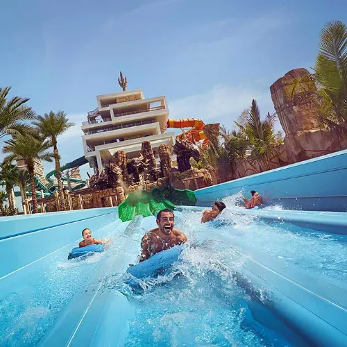 Переход к Aquaventure Waterpark Dubai