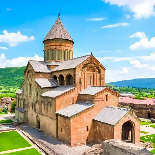 Переход к Mystical Georgia: 4-Day Tbilisi, Mountains & Canyons Getaway