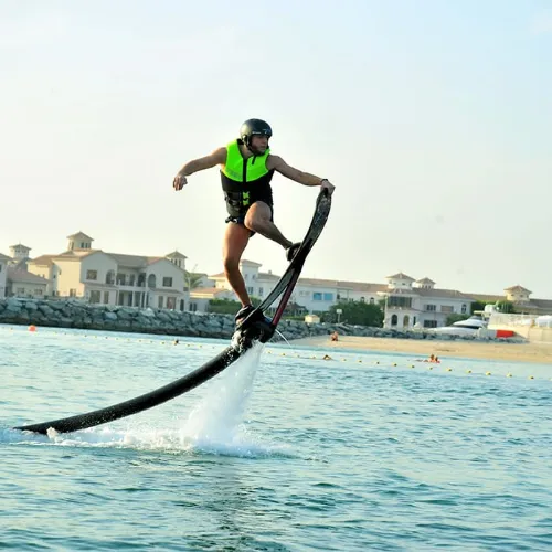التنقل إلى Hoverboard dubai