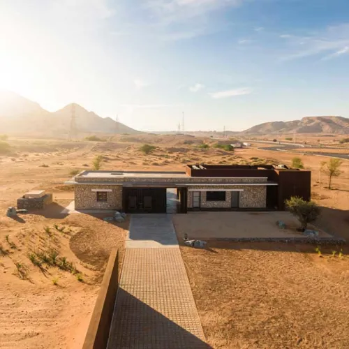 Переход к Al Rayaheen Retreat
