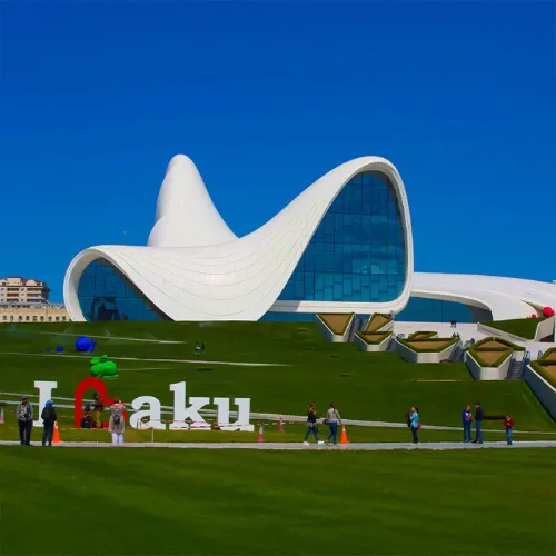 Переход к Baku Unveiled: A 4-Day Cultural and Adventure Escape in Azerbaijan
