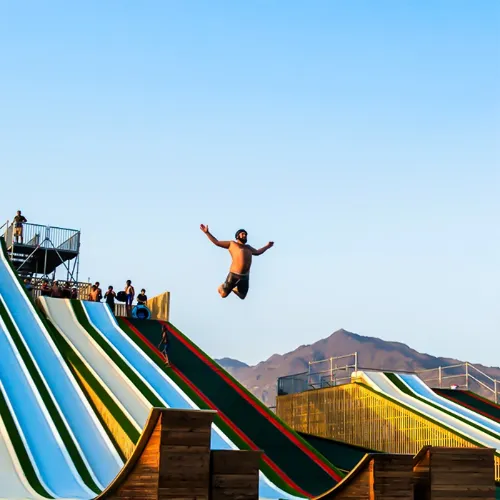 التنقل إلى Hatta Wadi Hub: Your Adventure Paradise Near Dubai, UAE
