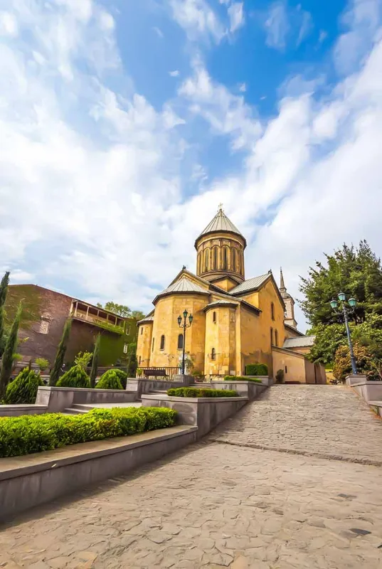Mystical Georgia: 4-Day Tbilisi, Mountains & Canyons Getaway