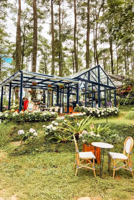 7D/6N Family Package Jakarta Puncak Bandung - Cultural Heritage & Nature Tour Indonesia 2025