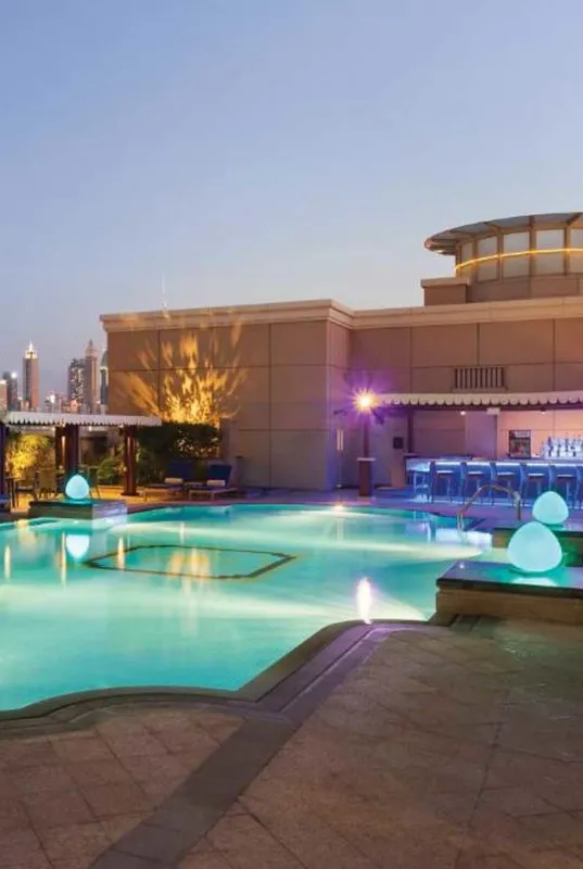 Crown Plaza Jumeirah