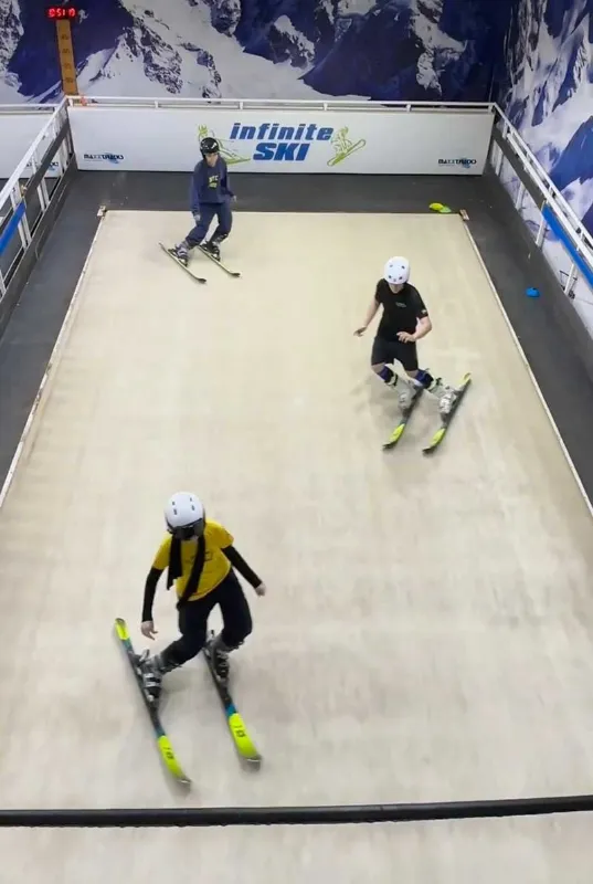 Infinite ski