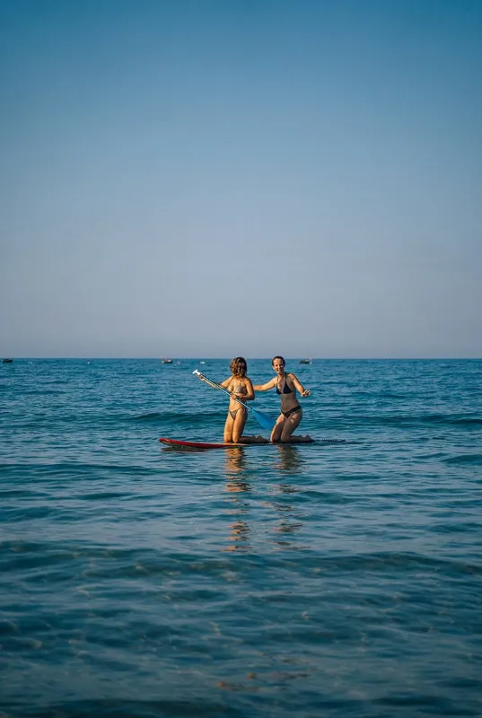 Paddle Boarding Palm Jumeirah