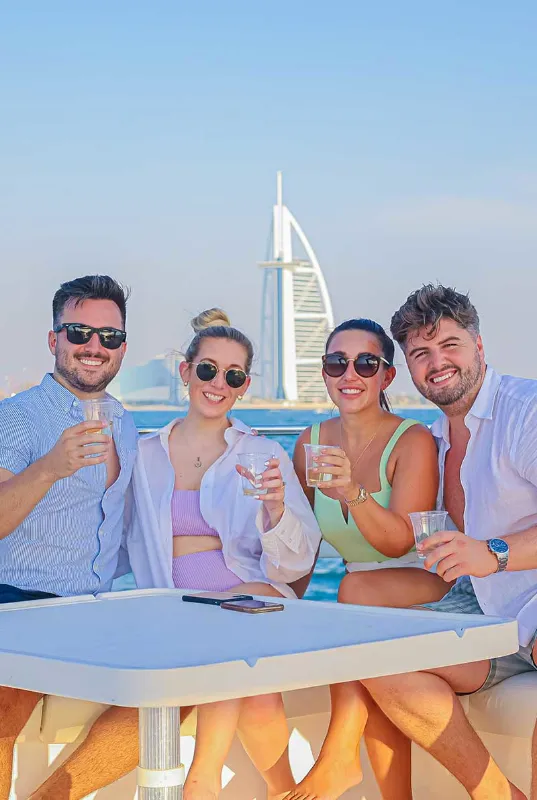 Sharing Dubai luxury yacht with Extended Burj Tour