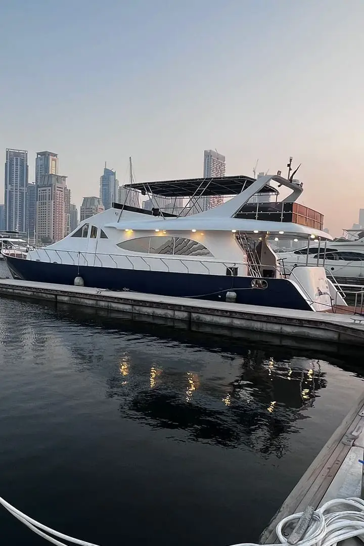 Aurora Sky 80ft Yacht