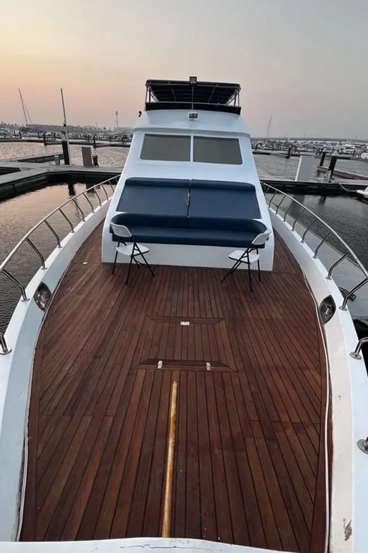 Aurora Sky 80ft Yacht