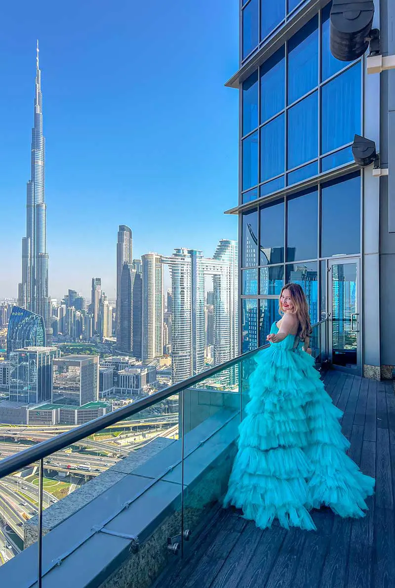 Shangri-La Balcony Flying Dress Videography Shoot