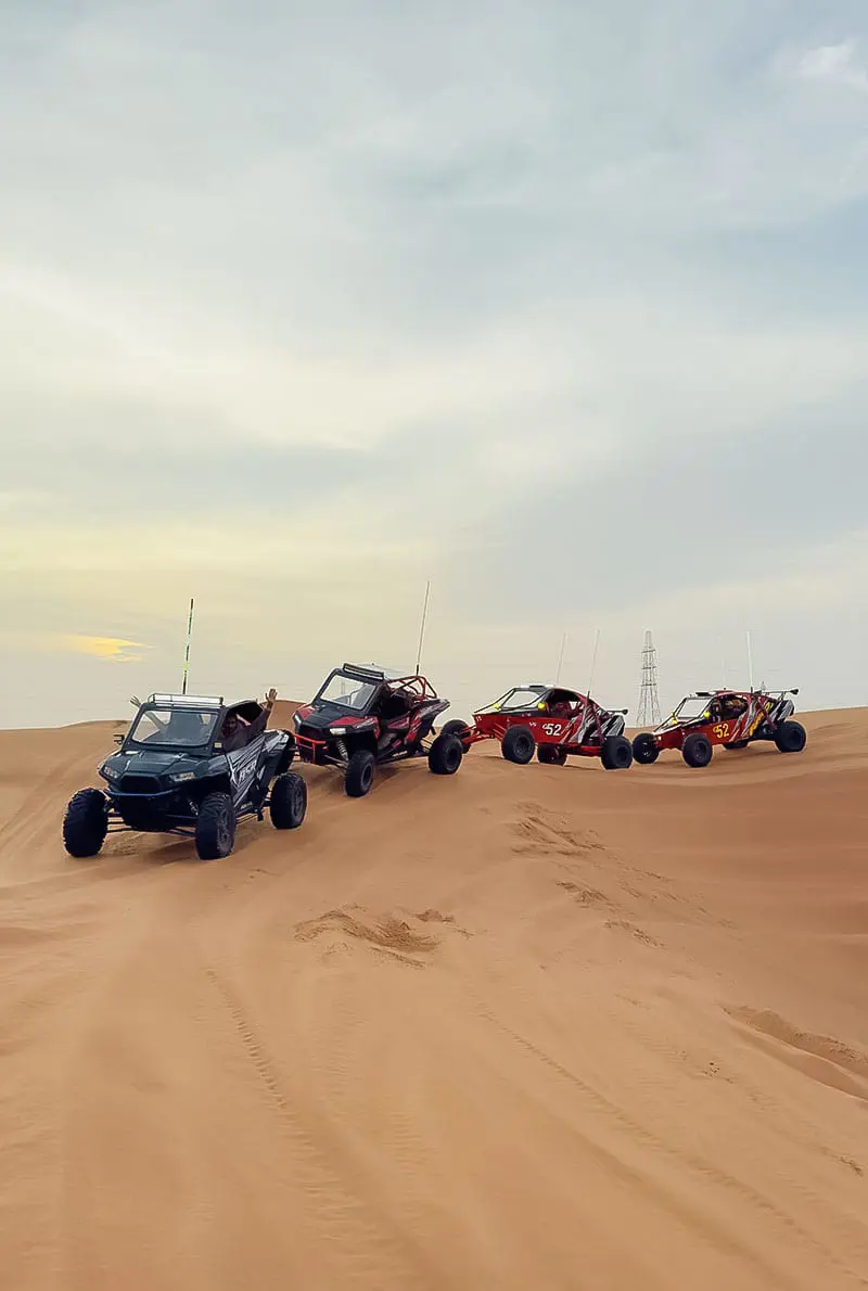 4 Polaris buggy in the red dunes safari