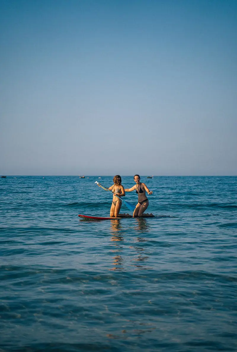 Paddle Boarding Palm Jumeirah