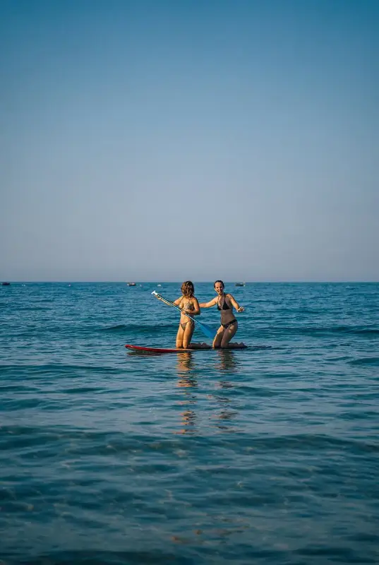 Paddle Boarding Palm Jumeirah