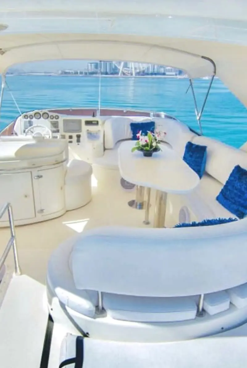 Elite Pearl Azimuth 50ft Yacht Dubai