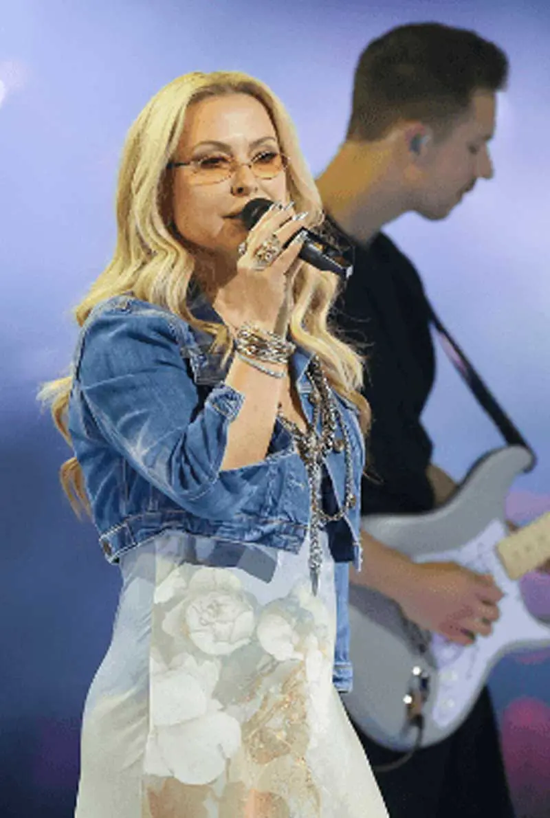 Anastacia Live In Abu Dhabi
