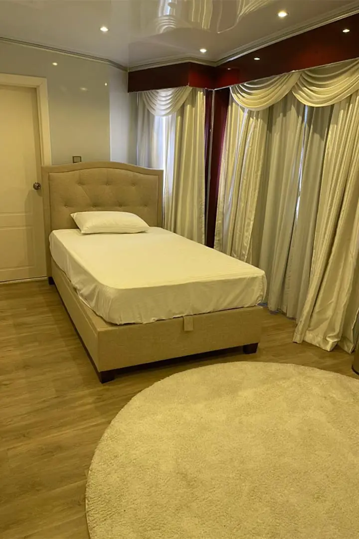 Royal Star Yacht 100ft Dream