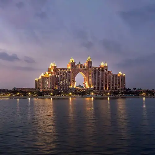 Navigating to the Atlantis the palm