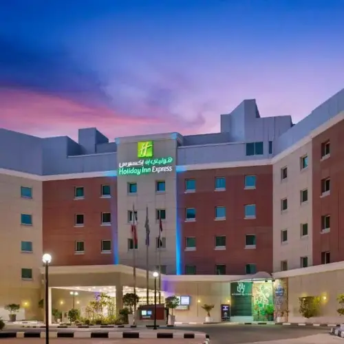 Navigating to the Holiday Inn Express Int City
