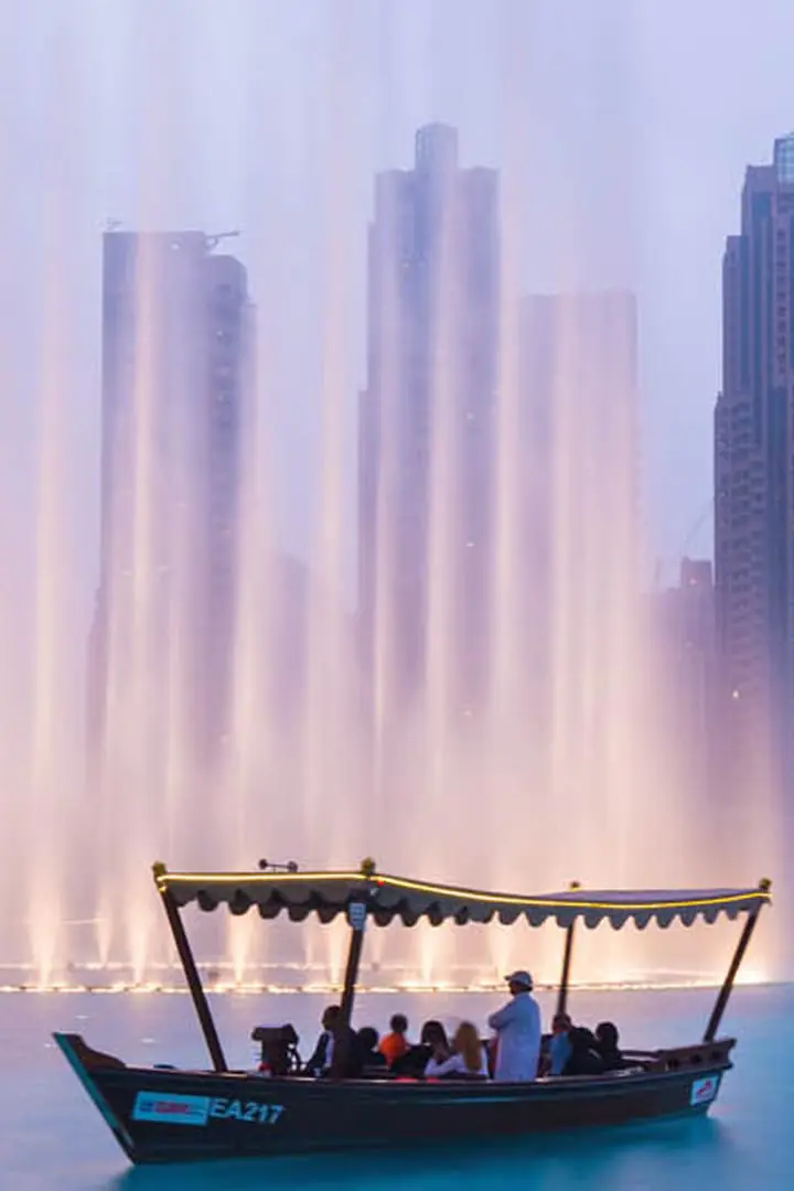 Dubai Fountain Lake Ride