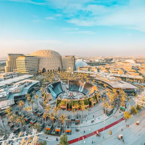 Переход к Expo City Dubai