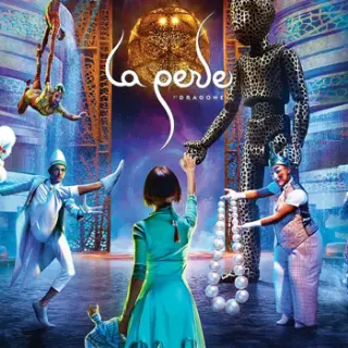 Переход к La Perle by Dragone Show