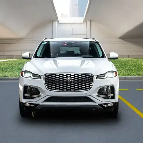 التنقل إلى Sophisticated Jaguar Rentals: British Performance Luxury