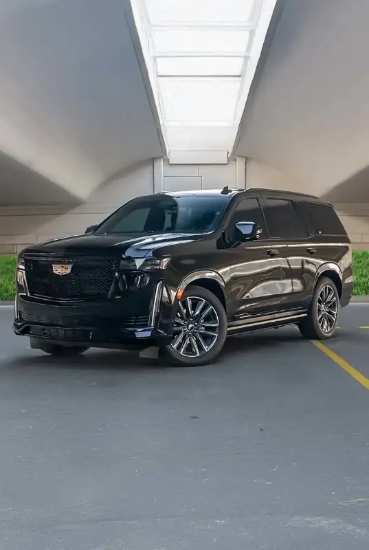 Prestigious Cadillac Rentals: American Luxury at Your Service