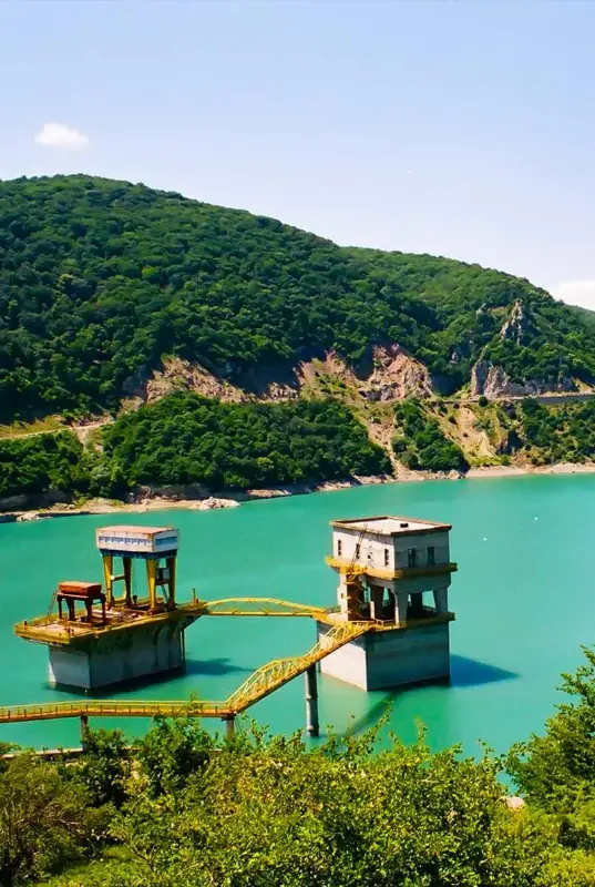 Charming Tbilisi Getaway: Flight & Hotel