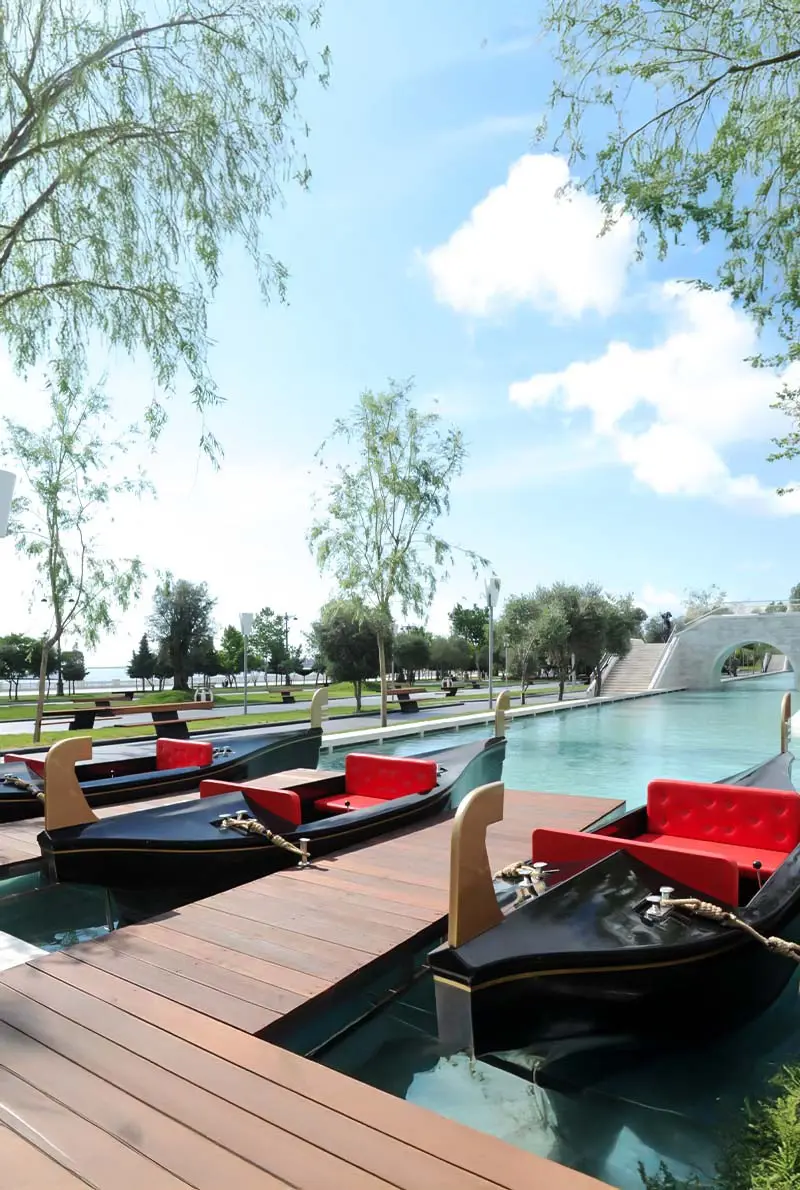 Caspian Charms: 4 Days of Discovery in Baku, Gobustan & Shahdag