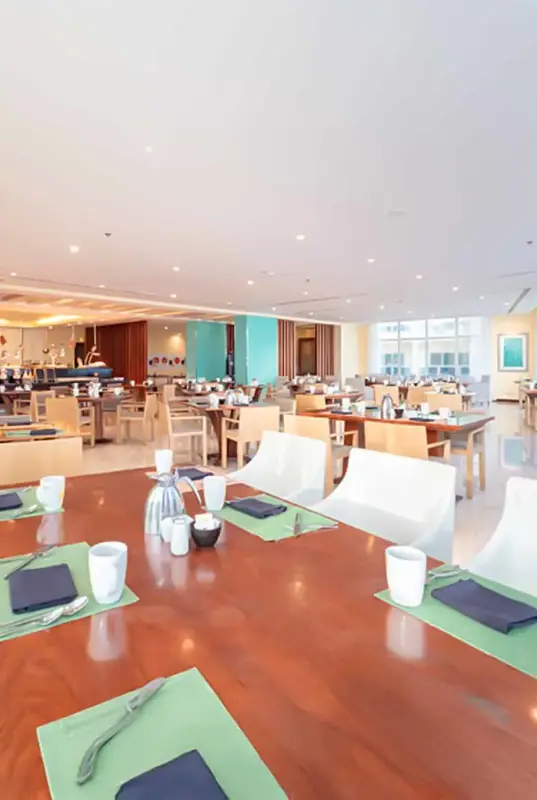 5-Star Stay at Radisson Blu Fujairah