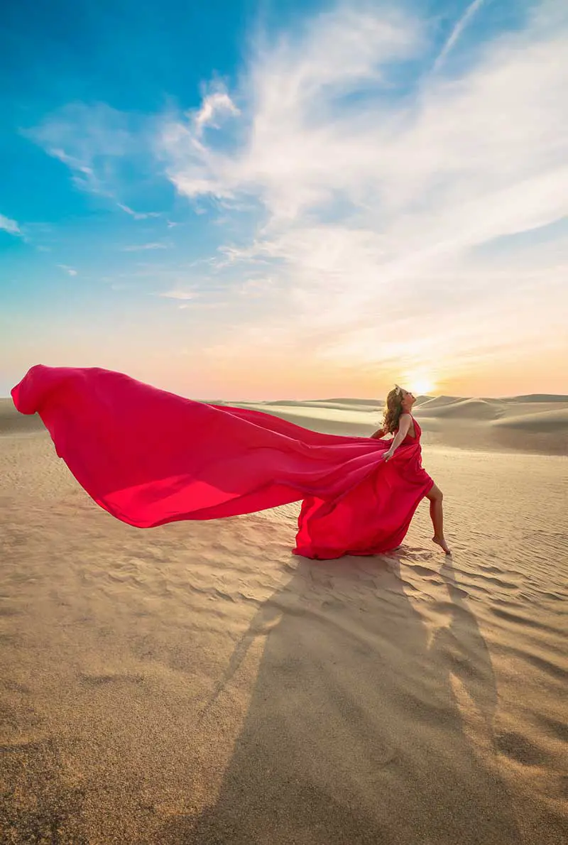 Dubai Desert Flying Dress Videography Tour