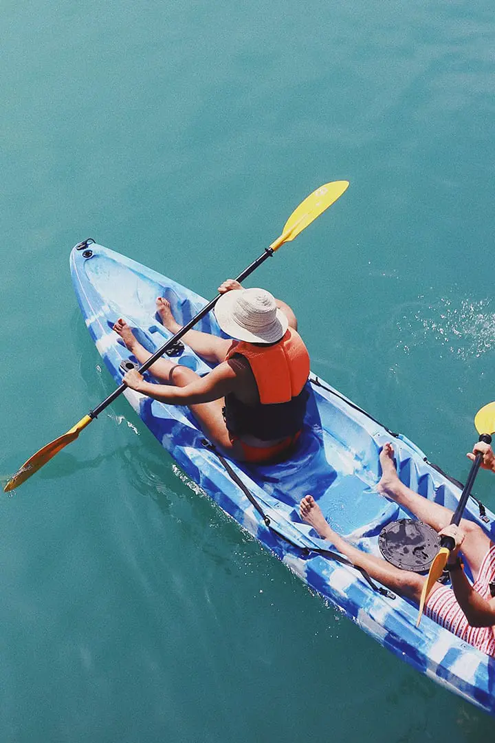 Kayak in AbAbu Dhabi Kayak Adventureu Dhabi