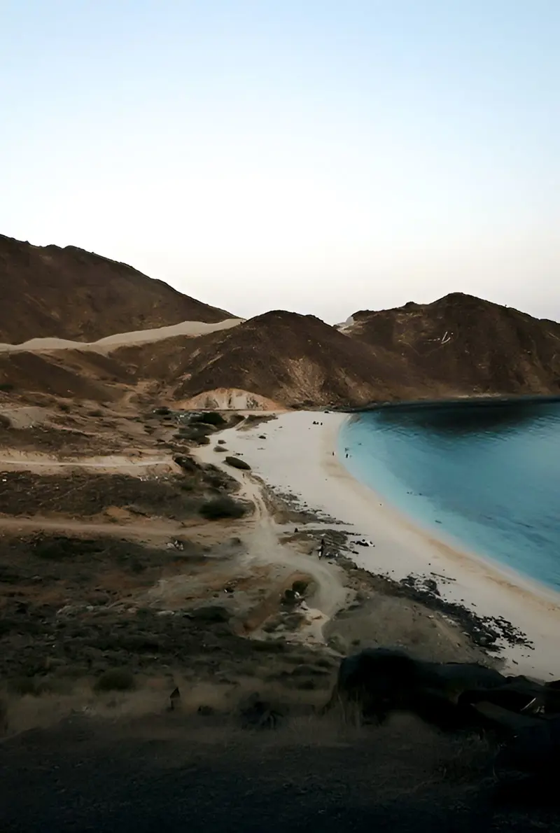 Explore Khorfakkan: Full-Day Guided Tour