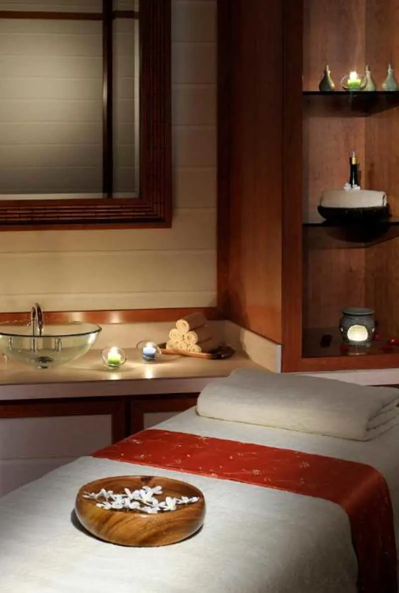 Crown Plaza Jumeirah