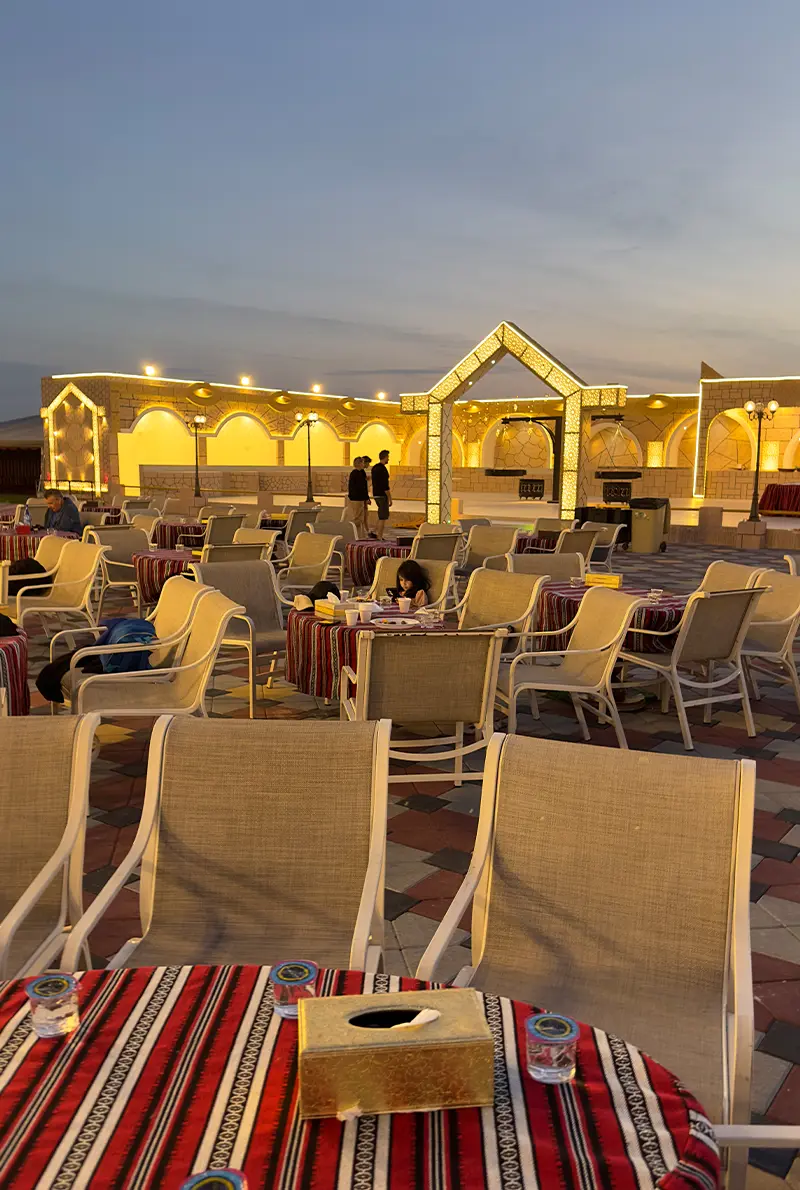 Luxury Dusky Desert Safaris in Total support camp with 4*4 pick up