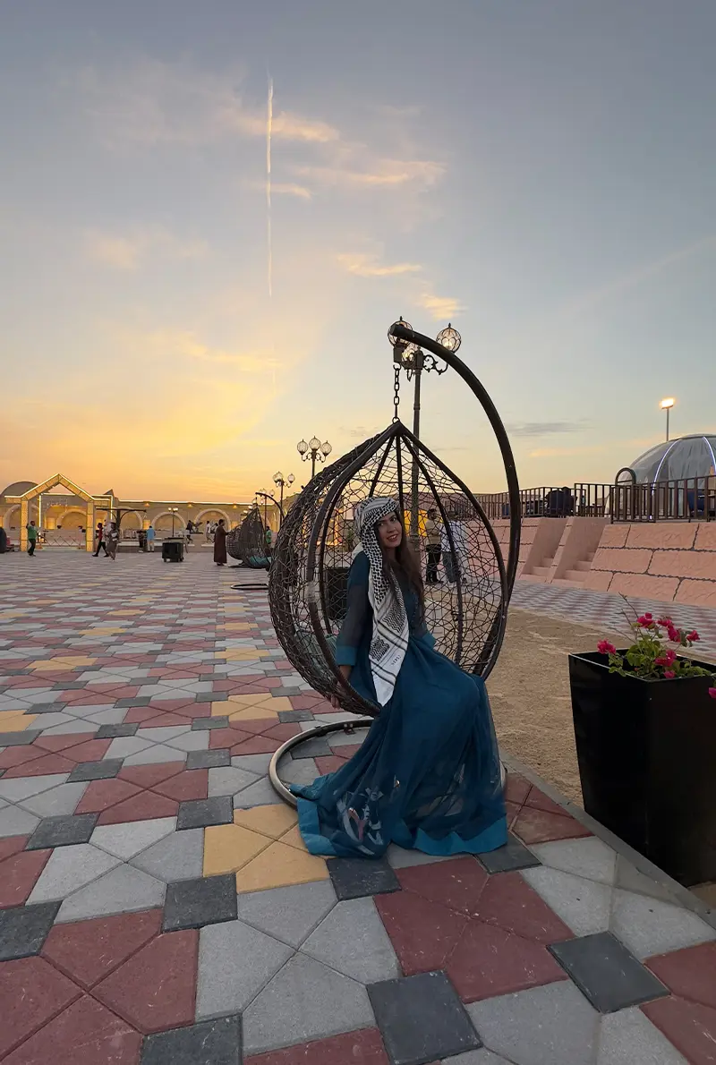 Luxury Dusky Desert Safaris in Total support camp with 4*4 pick up