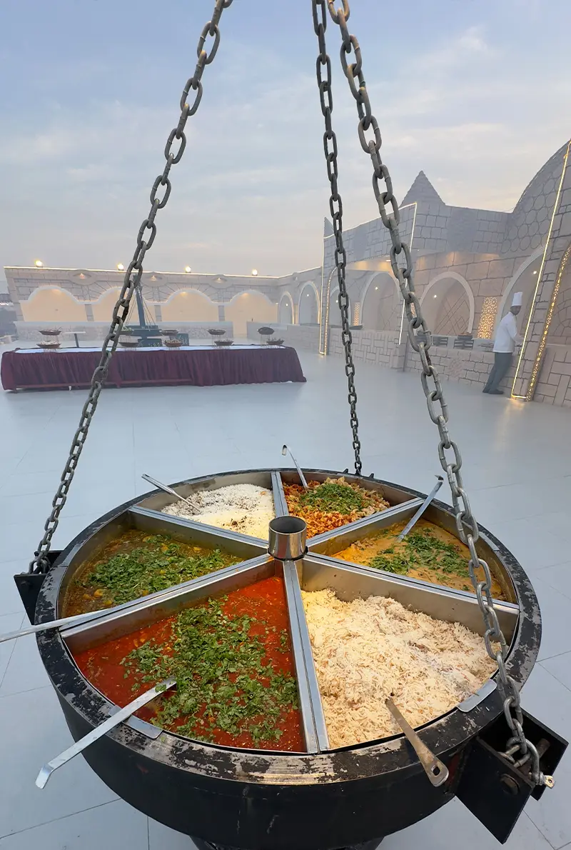 Luxury Dusky Desert Safaris in Total support camp with 4*4 pick up