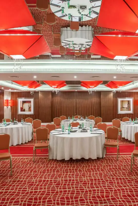 Crown Plaza Deira