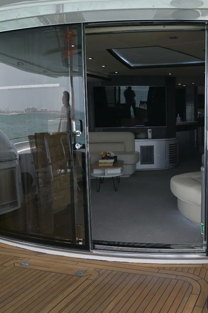 Royal Star Yacht 90ft