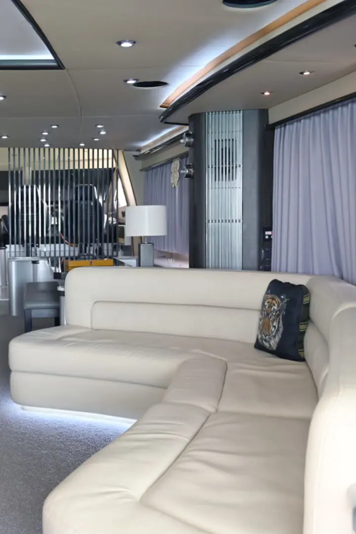 Royal Star Yacht 90ft