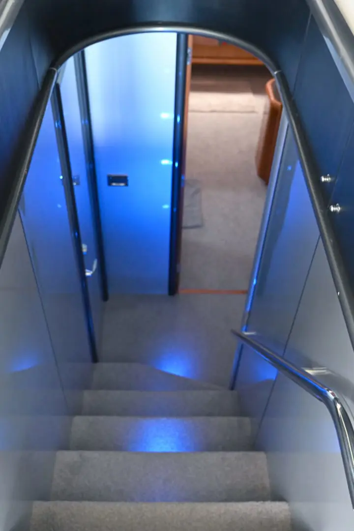 Royal Star Yacht 90ft