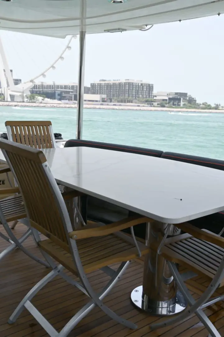 Royal Star Yacht 90ft