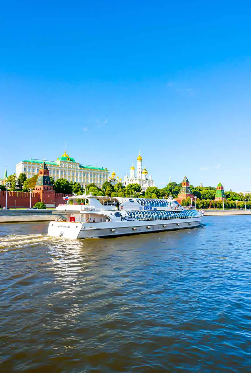 8 Days in Majestic Moscow – Summer Escape with Hotel & Tours