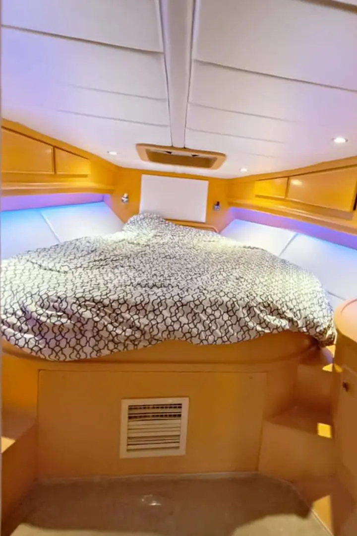 Private Yacht - Abu Dhabi