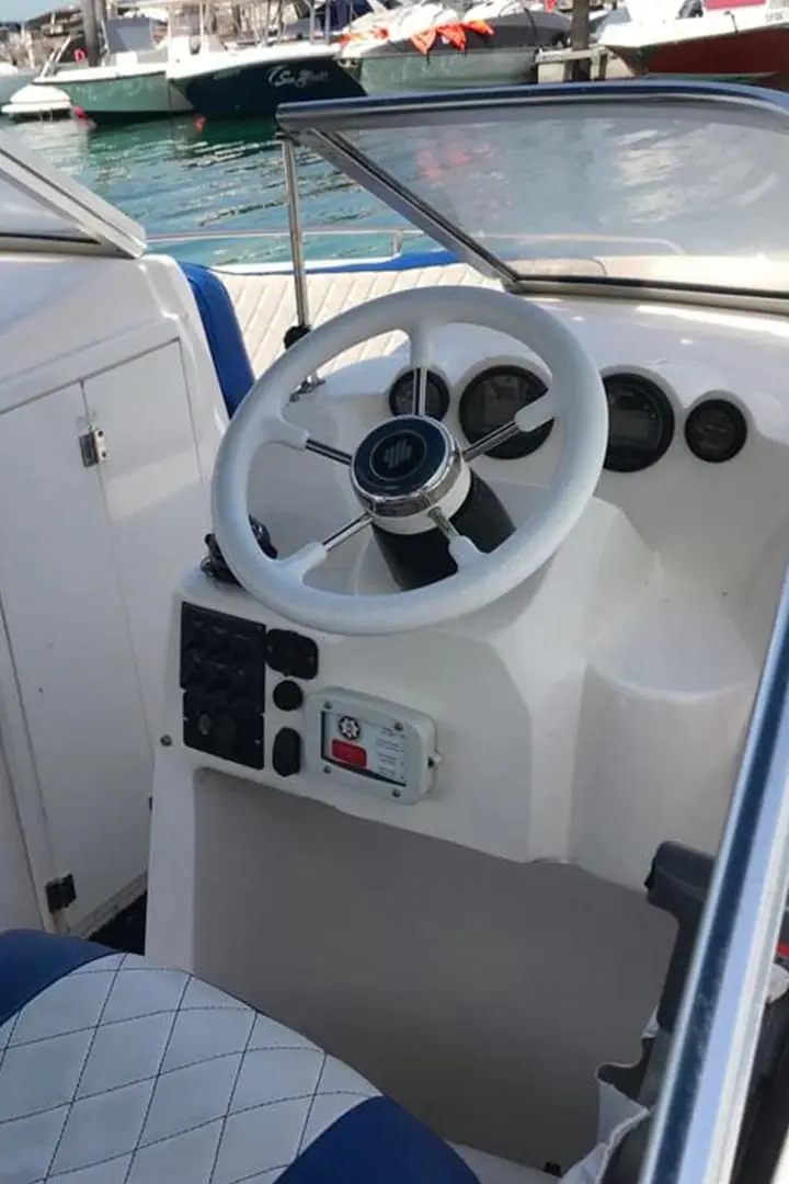 JetBoat by Luxury Yacht