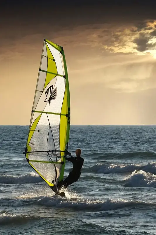 Dubai Windsurfing