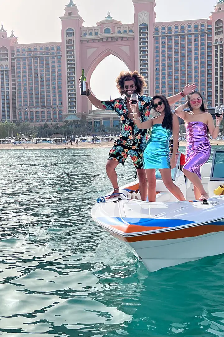 Speed Boat Rental in Dubai