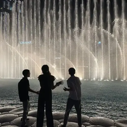 Navigating to the Dubai Fountain Walk Bridge Tickets