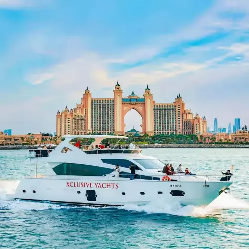 Переход к Dubai Marina Xclusive 1hour Yacht Tour